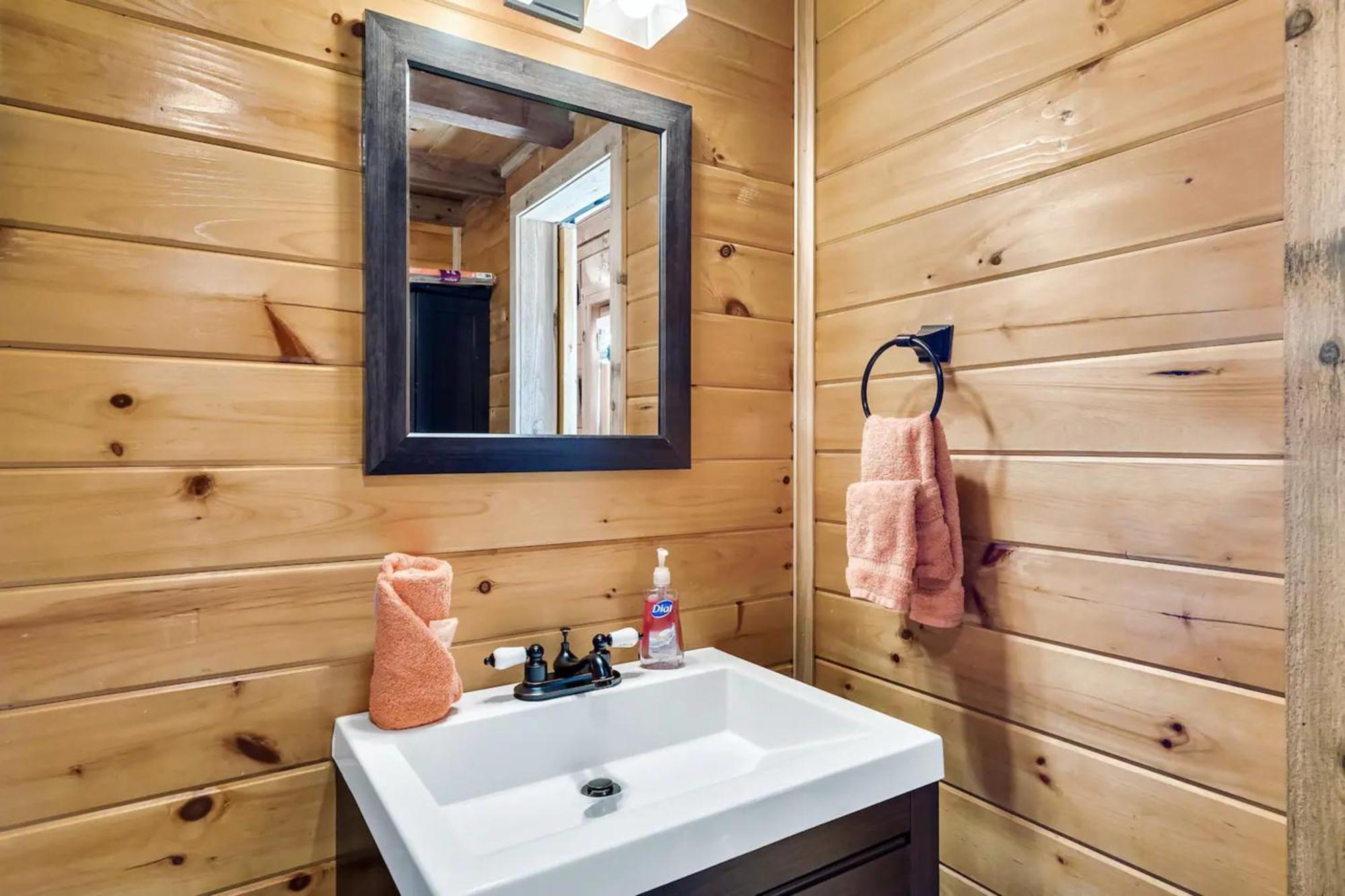 Views 1Br15Bath Pet-Friendly With Hot Tub & Bbq Pigeon Forge Exterior foto