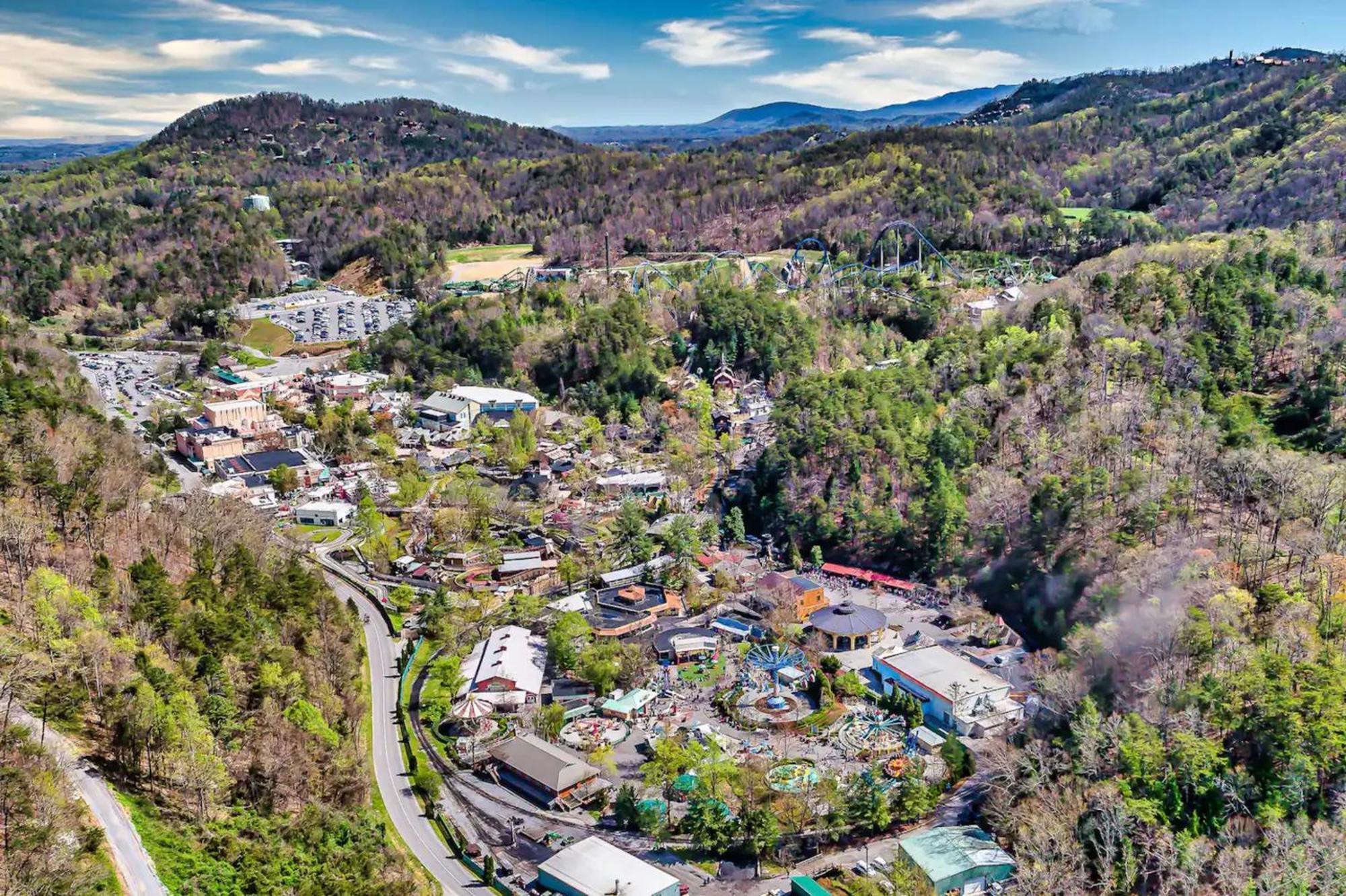 Views 1Br15Bath Pet-Friendly With Hot Tub & Bbq Pigeon Forge Exterior foto